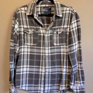American Eagle men’s flannel
